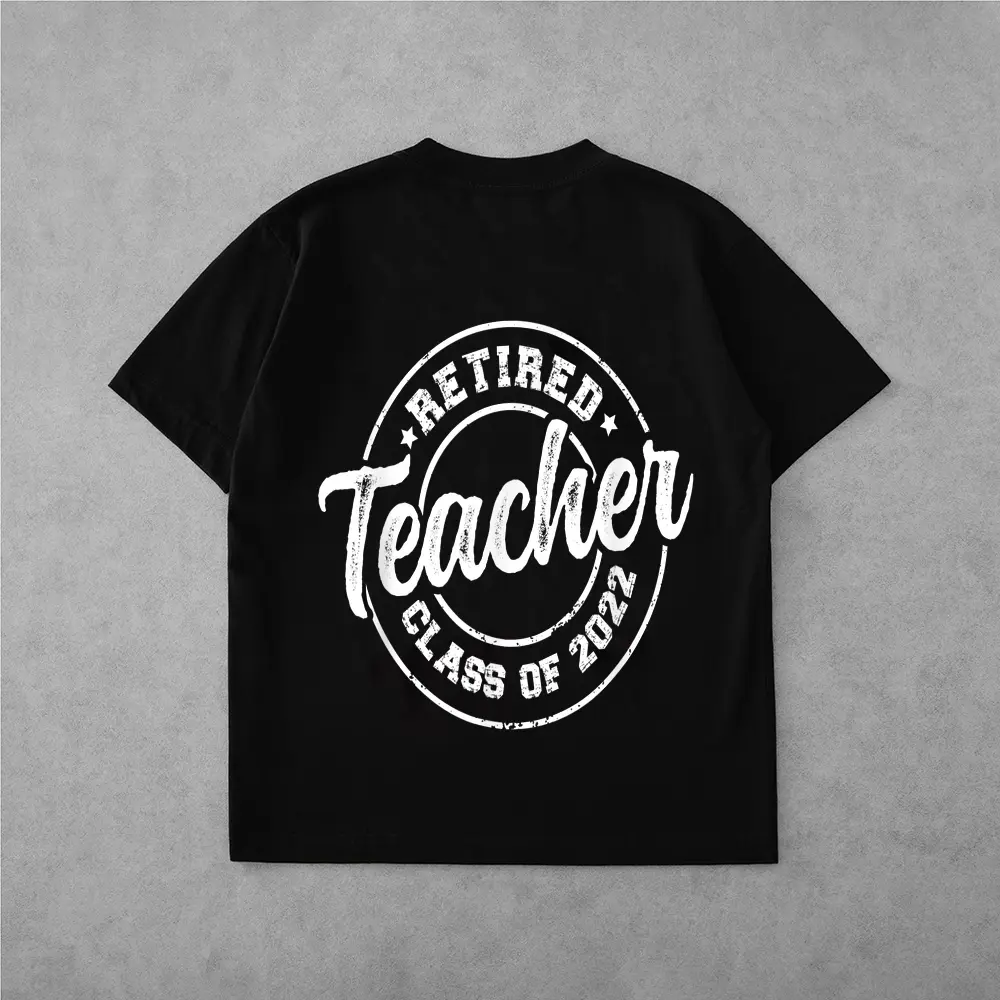 Vintage Distressed Retired Teacher Class Retirement T-Shirt